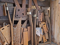 Pallet met diverse metaal/halffabricaten - afbeelding 4 van  5