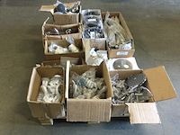 Pallet met diverse sanitair artikelen - afbeelding 2 van  9