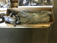 Pallet met diverse sanitair artikelen - afbeelding 8 van  9