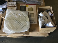Pallet met diverse sanitair artikelen - afbeelding 5 van  9