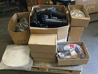 Pallet met diverse sanitair artikelen - afbeelding 1 van  8
