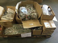 Pallet met diverse sanitair artikelen - afbeelding 2 van  11