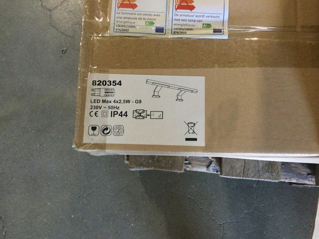Pallet met diverse sanitair artikelen - afbeelding 5 van  11