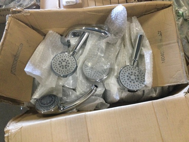 Pallet met diverse sanitair artikelen - afbeelding 9 van  11