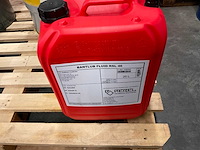 Pallet met diverse smeermiddelen - afbeelding 7 van  10