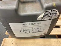 Pallet met diverse smeermiddelen - afbeelding 8 van  10