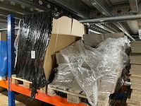Pallet met dozen (4x) - afbeelding 3 van  3