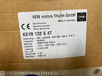 Pallet met elektromotoren - afbeelding 8 van  18