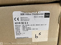Pallet met elektromotoren - afbeelding 13 van  18