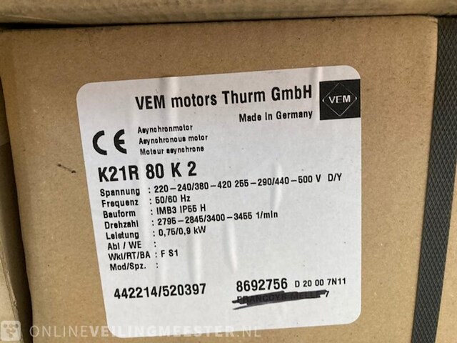 Pallet met elektromotoren - afbeelding 14 van  18