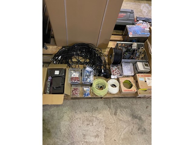 Pallet met fijne electronica - afbeelding 2 van  7