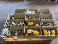 Pallet met fittersmateriaal (4x) - afbeelding 2 van  12