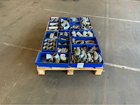Pallet met fittersmateriaal (4x) - afbeelding 10 van  12