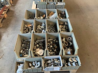 Pallet met fittersmateriaal (4x) - afbeelding 12 van  12