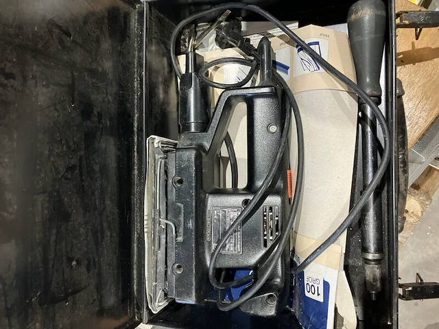 Pallet met gereedschap - afbeelding 11 van  16