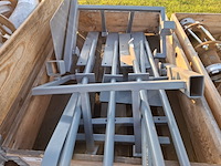 Pallet met halffabricaat t.b.v. viktor waterpomp - afbeelding 4 van  5