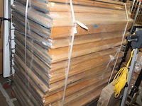 Pallet met houten legborden - afbeelding 3 van  7
