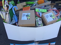 Pallet met huishoudelijke- en tuinartikelen ed - afbeelding 3 van  5