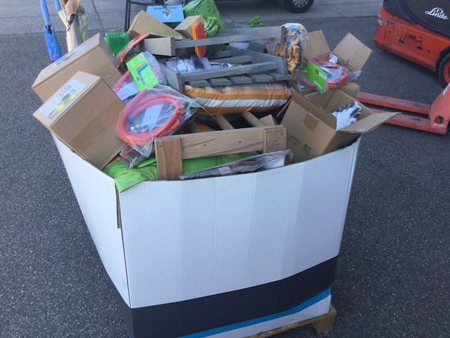 Pallet met huishoudelijke- en tuinartikelen ed - afbeelding 4 van  5