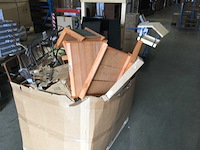 Pallet met huishoudelijke- en tuingoederen - afbeelding 3 van  4