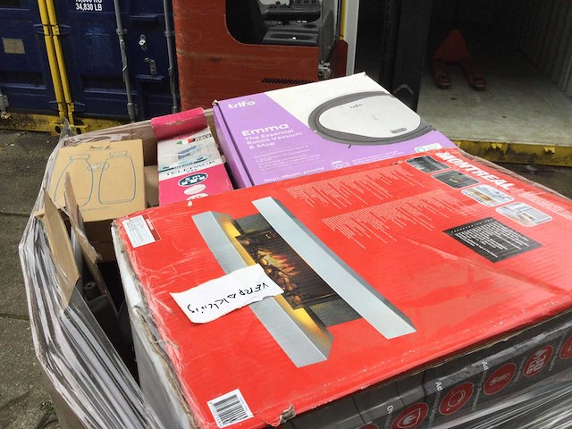 Pallet met huishoudelijke artikelen - afbeelding 2 van  2