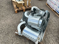 Pallet met kabeldragers voor bouwmaterialen - afbeelding 3 van  3