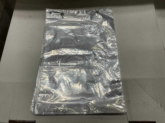 Pallet met lpde zakken (2x) - afbeelding 2 van  4