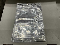 Pallet met lpde zakken (2x) - afbeelding 2 van  4