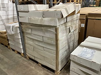 Pallet met lpde zakken (2x) - afbeelding 3 van  4