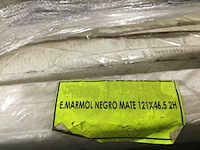 Pallet met marmeren bladen voor badmeubel, zwart - afbeelding 5 van  5