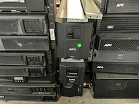 Pallet met noodstroom apparatuur apc ups - afbeelding 9 van  11