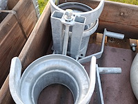 Pallet met o.a. drukregelaar - afbeelding 4 van  9