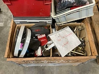 Pallet met onderdelen - afbeelding 3 van  5