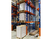 Pallet met papiervellen (17x) - afbeelding 2 van  6