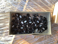 Pallet met punaises - afbeelding 1 van  3