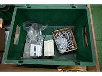 Pallet met (rvs) installatiematerialen - afbeelding 5 van  9