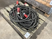 Pallet met verlengsnoeren - afbeelding 2 van  4