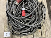 Pallet met verlengsnoeren - afbeelding 3 van  4