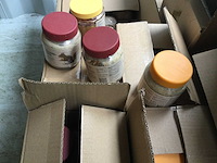 Pallet met vogel- eekhoornvoer - afbeelding 6 van  7