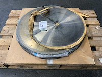 Pallet met zaagbladen - afbeelding 1 van  2