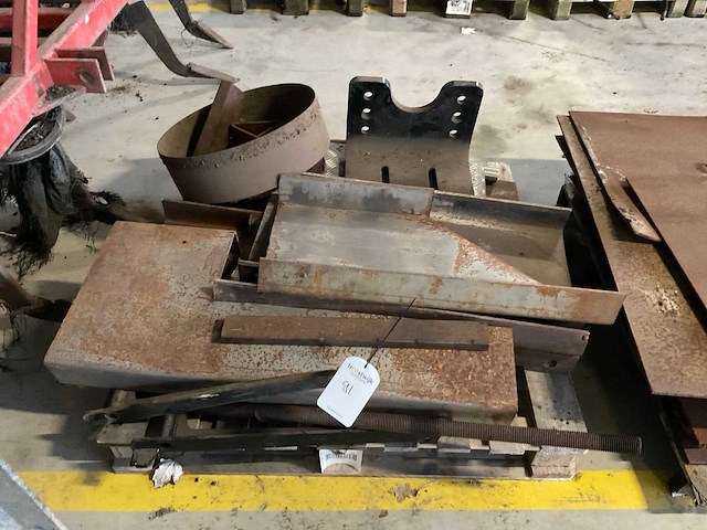 Pallet metalen (4x) - afbeelding 2 van  5