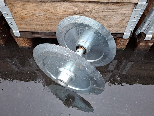 Pallet metalen bemesterschijven - afbeelding 3 van  3