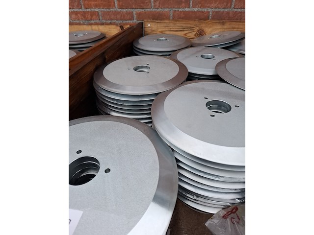 Pallet metalen bemesterschijven - afbeelding 3 van  5