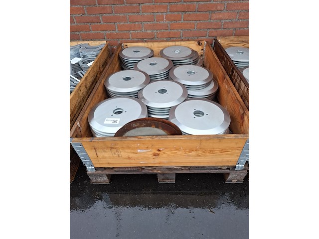 Pallet metalen bemesterschijven - afbeelding 1 van  5