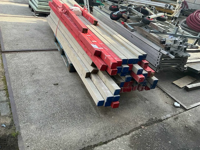 Pallet metselprofielen - afbeelding 2 van  3