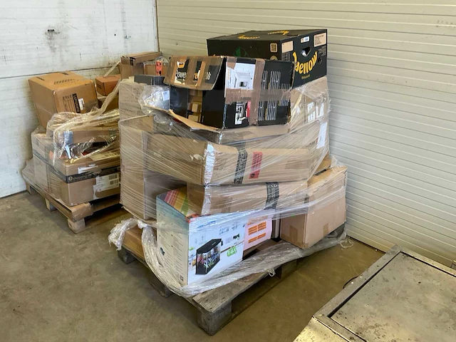 Pallet | mix goederen - afbeelding 1 van  7