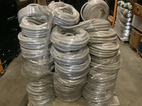Pallet mix van flexibele elektriciteitsbuizen ips, grijs - afbeelding 1 van  3