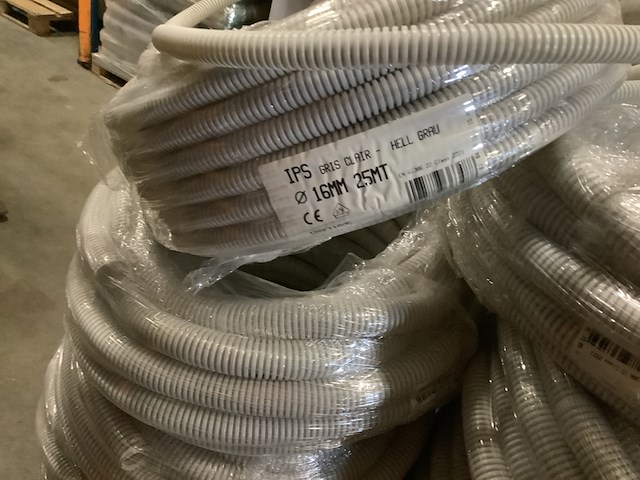Pallet mix van flexibele elektriciteitsbuizen ips, grijs - afbeelding 3 van  3