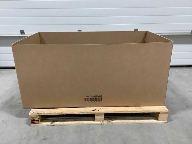 Pallet monitoren - 8 items - o.a tcl en hisense - afbeelding 5 van  5