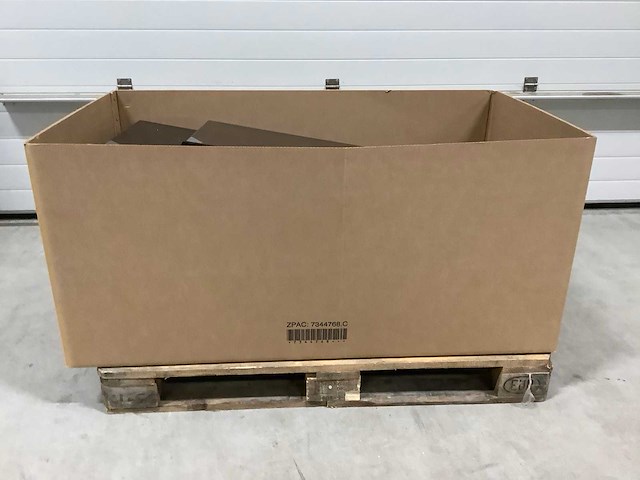 Pallet monitoren - 9 items - o.a tcl en hisense - afbeelding 6 van  6